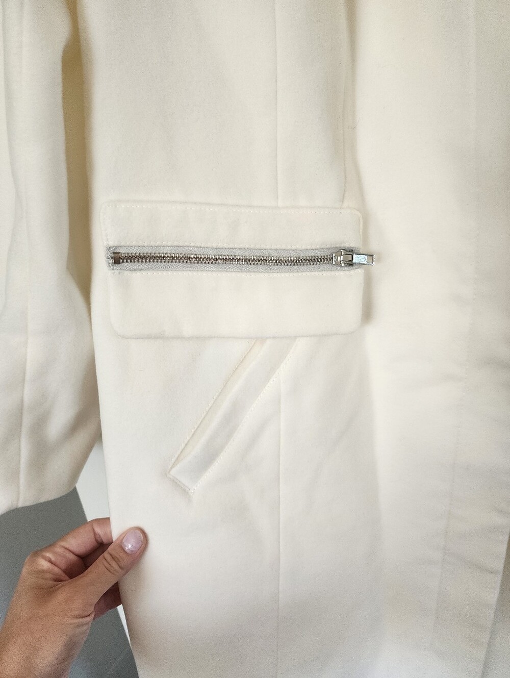 ELOQUII White Faux Fur Collar Long Coat Women’s Size 14 NWT - Picture 13 of 16